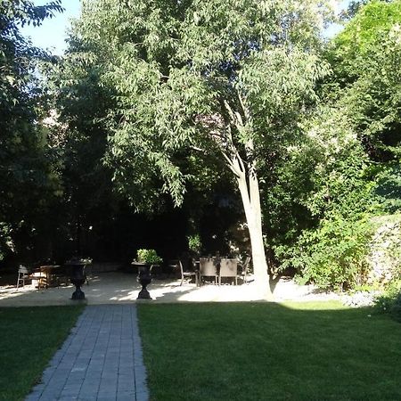 Chambre Cote Jardin Nîmes Zewnętrze zdjęcie