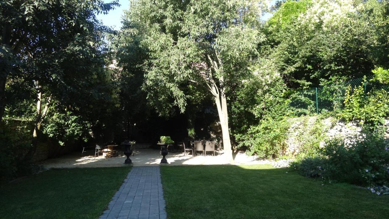 Chambre Cote Jardin Nîmes Zewnętrze zdjęcie