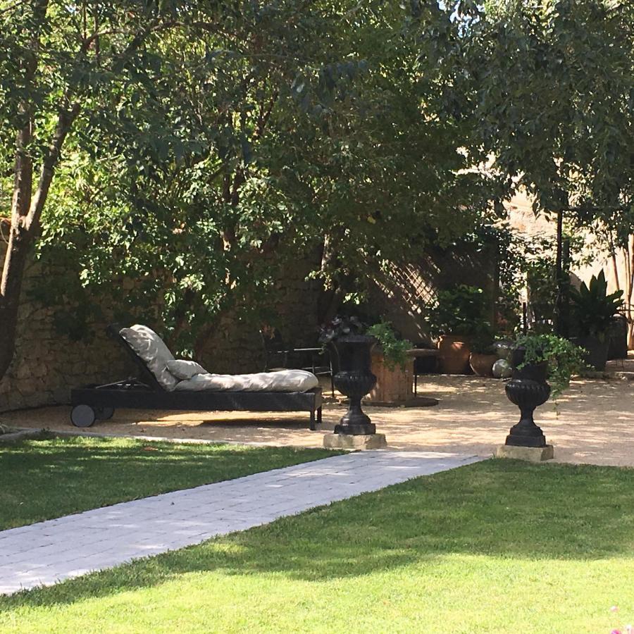 Chambre Cote Jardin Nîmes Zewnętrze zdjęcie